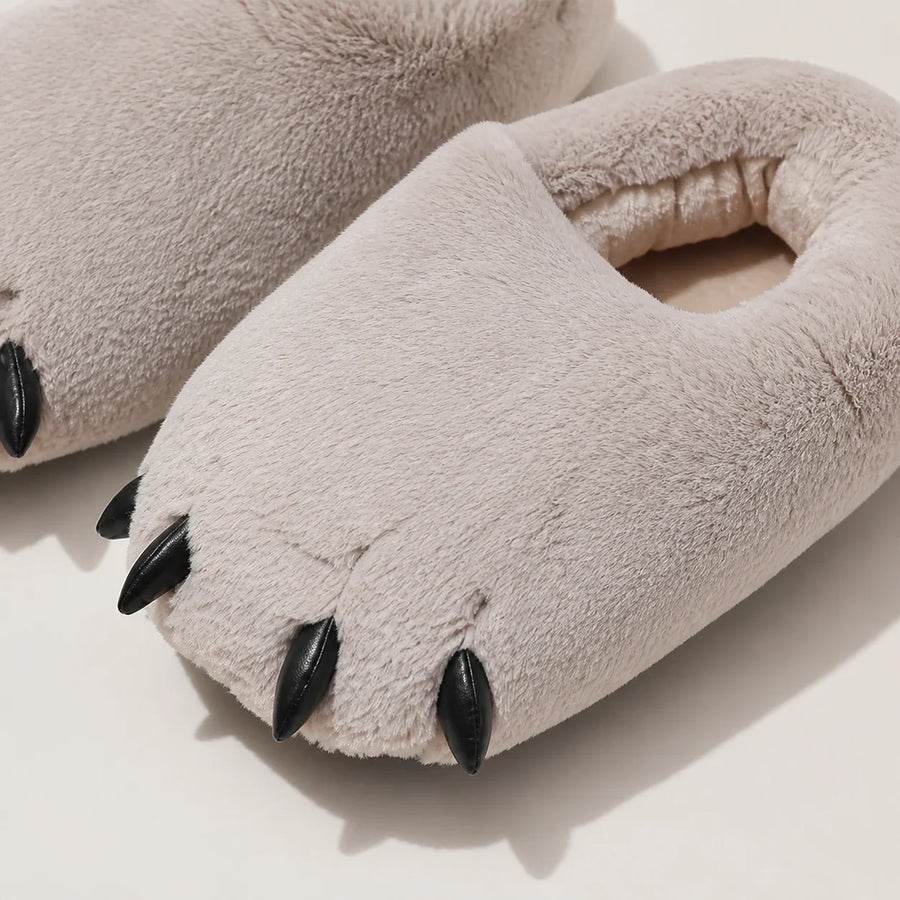 Close-up of Farfary Bear-Paw Plush House Slippers texture and construction